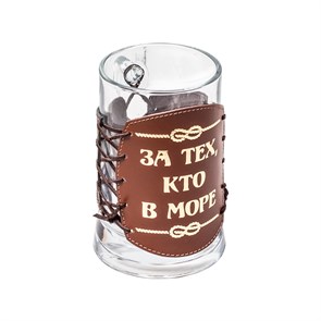 {{productViewItem.photos[photoViewList.activeNavIndex].Alt || productViewItem.photos[photoViewList.activeNavIndex].Description || 'Кружка для пива &quot;За тех, кто в море&quot; в оплетке из светло-коричневой натуральной кожи, 0,67 л'}}