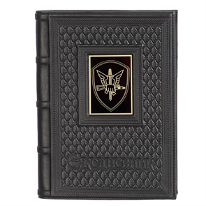 {{photo.Alt || photo.Description || 'Ежедневник А5 «ОМОН-2» с накладкой из стали'}}