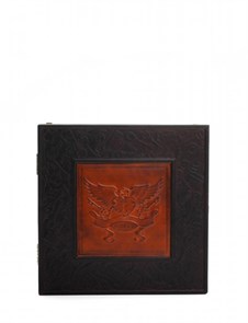 {{photo.Alt || photo.Description || 'Настенная ключница. Цвет коричневый'}}