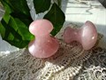Косметический массажер "Грибок" из розового кварца (фото)