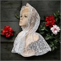 Ниспадающий платок на голову для храма, церкви белый | Накидка-капюшон из гипюра с завязками СД020 - фото 845849